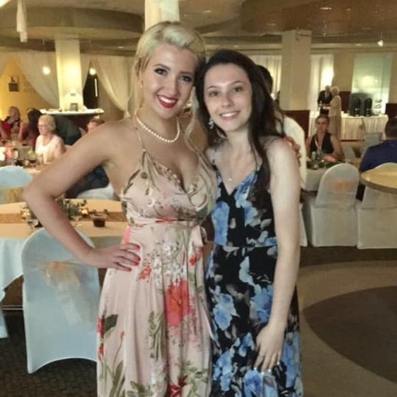 Meet your Posher, Kelsey - Picture 1 of 1